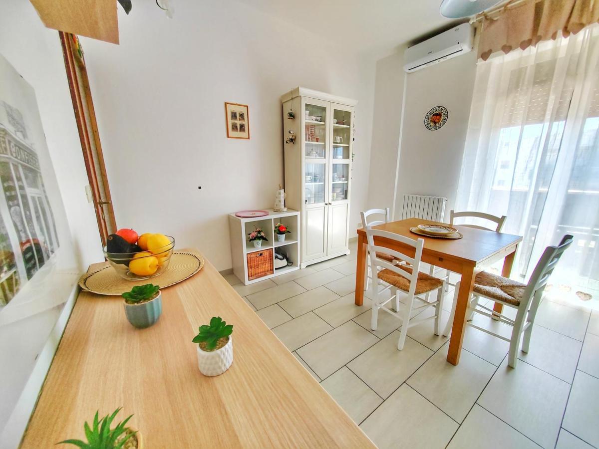 Dimora Sea View Leilighet Monopoli Eksteriør bilde